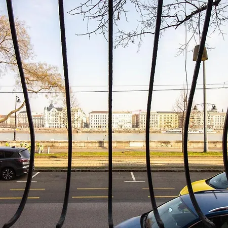 Apartament The River *