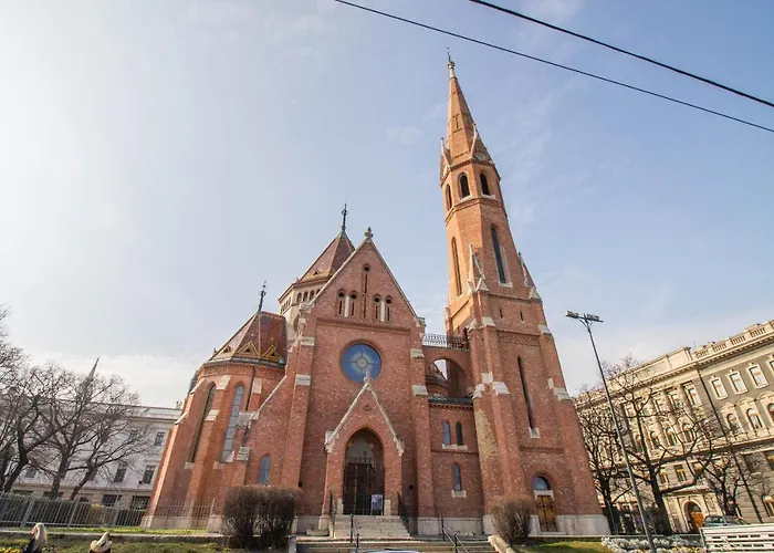 The River Βουδαπέστη