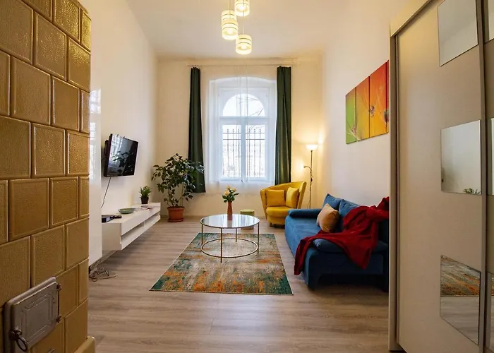 The River Apartman *